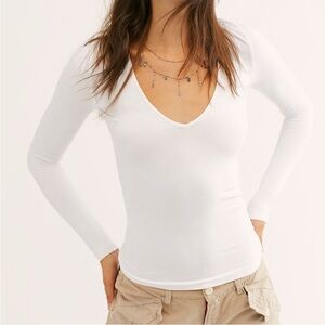Free People Intimately Seamless Solid Deep V new with tags